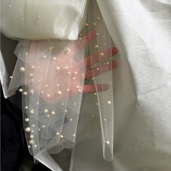 Sara Gabriel Custom Pear Ombré Veil 110” - NEW NEVER WORN - Picture 3 of 7